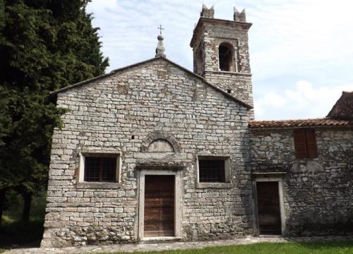 Chiesetta di San Zeno in Poia