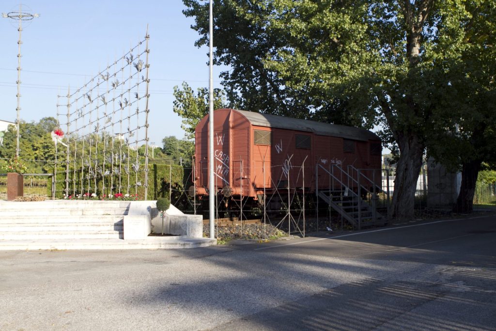 Monumento agli Ex Internati e Vagone della Memoria